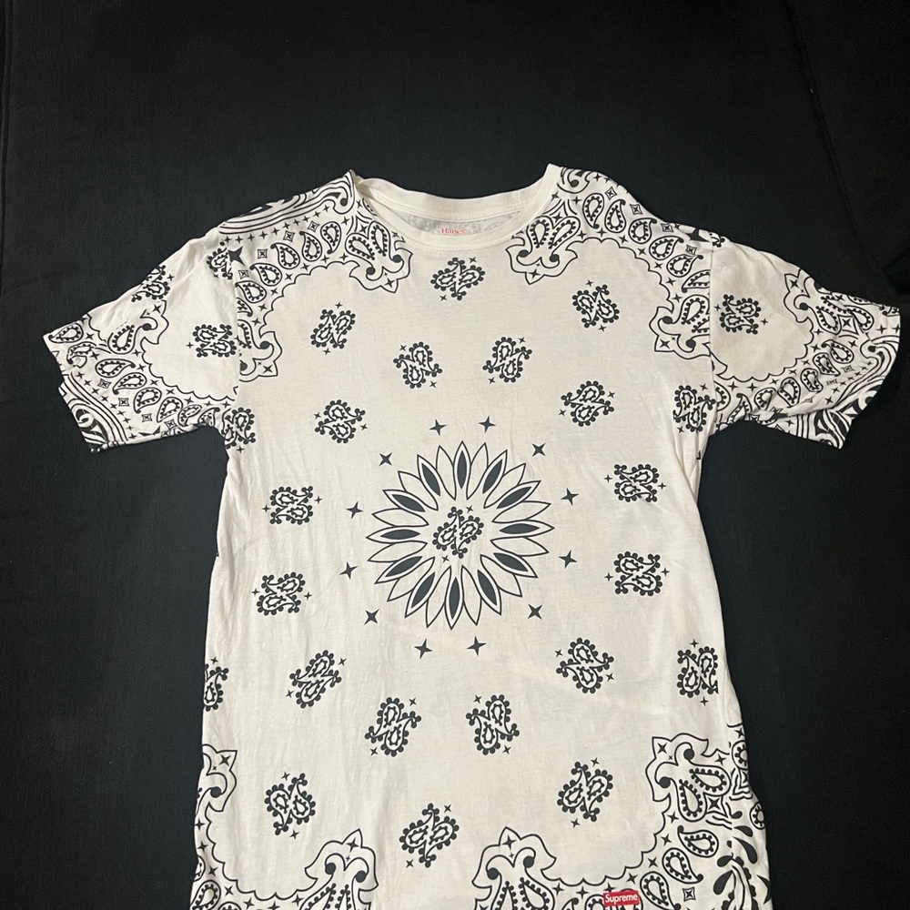 White pattern supreme T-shirt